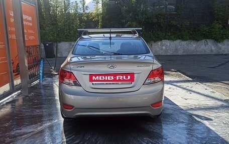 Hyundai Solaris II рестайлинг, 2014 год, 870 000 рублей, 3 фотография