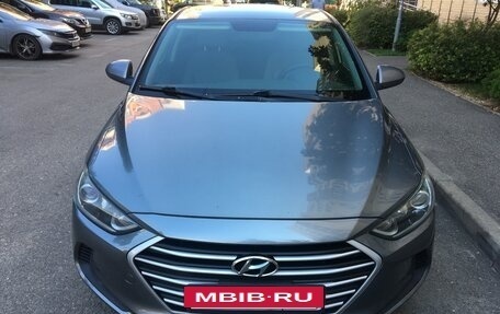 Hyundai Elantra VI рестайлинг, 2016 год, 1 270 000 рублей, 2 фотография