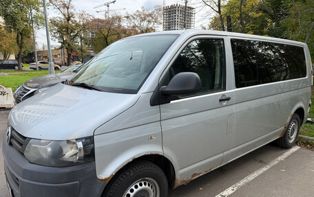 Volkswagen Caravelle T5, 2010 год, 1 150 000 рублей, 3 фотография