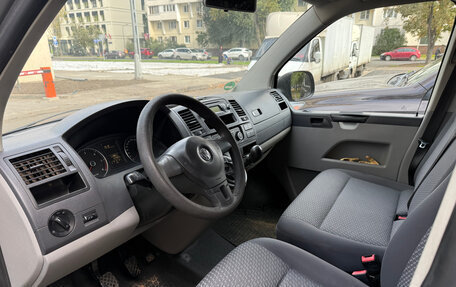 Volkswagen Caravelle T5, 2010 год, 1 150 000 рублей, 7 фотография