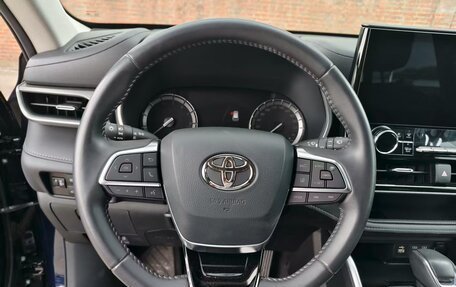 Toyota Highlander, 2022 год, 6 700 000 рублей, 20 фотография