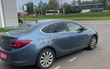 Opel Astra J, 2012 год, 580 000 рублей, 1 фотография