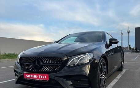 Mercedes-Benz E-Класс, 2019 год, 4 350 000 рублей, 1 фотография