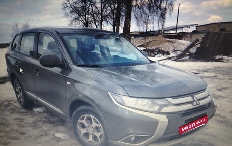 Mitsubishi Outlander III рестайлинг 3, 2018 год, 2 300 рублей, 24 фотография