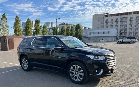 Chevrolet Traverse II, 2019 год, 3 000 000 рублей, 2 фотография