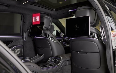 Mercedes-Benz S-Класс, 2026 год, 32 000 000 рублей, 15 фотография