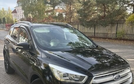 Ford Kuga III, 2017 год, 2 100 000 рублей, 2 фотография