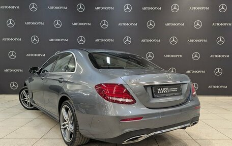 Mercedes-Benz E-Класс, 2019 год, 3 406 000 рублей, 7 фотография