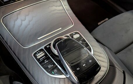 Mercedes-Benz E-Класс, 2019 год, 3 406 000 рублей, 19 фотография