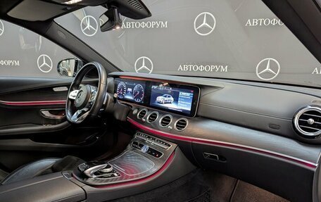 Mercedes-Benz E-Класс, 2019 год, 3 406 000 рублей, 20 фотография