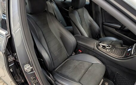 Mercedes-Benz E-Класс, 2019 год, 3 406 000 рублей, 21 фотография