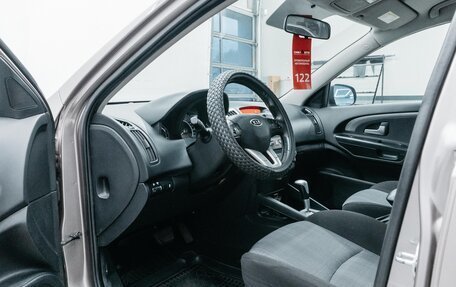 KIA cee'd I рестайлинг, 2011 год, 690 000 рублей, 15 фотография