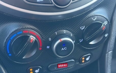 Hyundai Solaris II рестайлинг, 2016 год, 1 200 000 рублей, 16 фотография