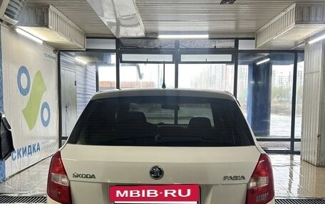 Skoda Fabia II, 2013 год, 655 000 рублей, 2 фотография