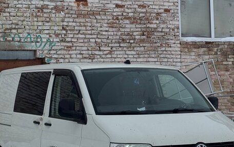 Volkswagen Transporter T5 рестайлинг, 2008 год, 898 000 рублей, 2 фотография