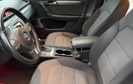 Volkswagen Passat B7, 2013 год, 1 300 000 рублей, 10 фотография