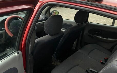 Renault Symbol I, 2004 год, 100 000 рублей, 4 фотография