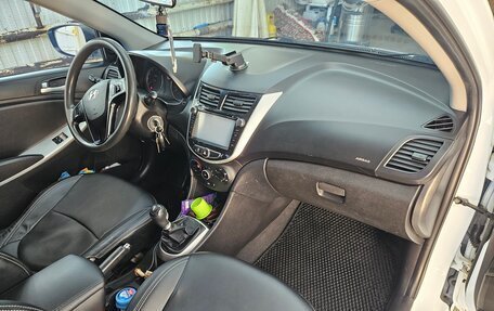 Hyundai Solaris II рестайлинг, 2014 год, 750 000 рублей, 8 фотография
