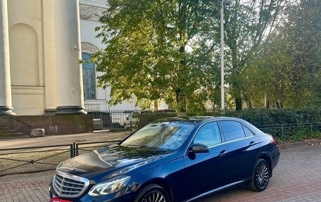 Mercedes-Benz E-Класс, 2013 год, 1 820 000 рублей, 1 фотография