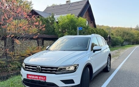 Volkswagen Tiguan II, 2017 год, 2 700 000 рублей, 1 фотография
