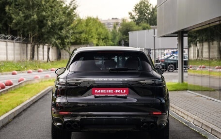 Porsche Cayenne III, 2019 год, 5 699 000 рублей, 7 фотография