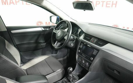 Skoda Rapid I, 2017 год, 1 055 000 рублей, 10 фотография