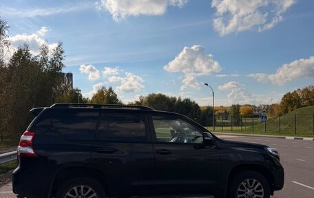 Toyota Land Cruiser Prado 150 рестайлинг 2, 2017 год, 4 800 000 рублей, 2 фотография