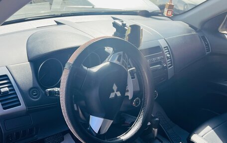 Mitsubishi Outlander III рестайлинг 3, 2009 год, 860 000 рублей, 6 фотография