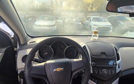 Chevrolet Cruze II, 2012 год, 690 000 рублей, 3 фотография