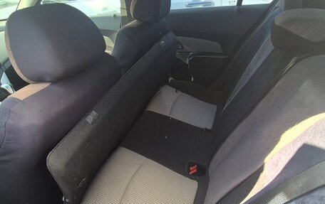 Chevrolet Cruze II, 2012 год, 690 000 рублей, 9 фотография