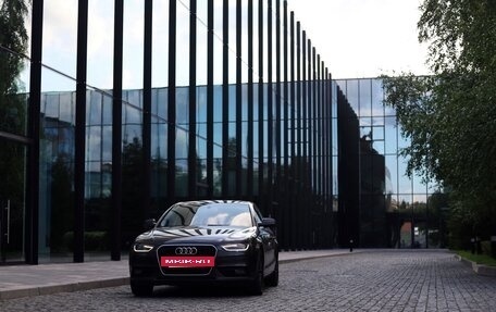 Audi A4, 2013 год, 1 320 000 рублей, 13 фотография