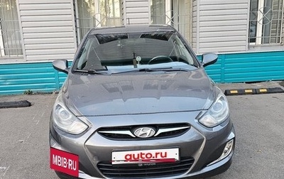 Hyundai Solaris II рестайлинг, 2011 год, 700 000 рублей, 1 фотография