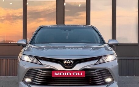 Toyota Camry, 2018 год, 2 499 000 рублей, 3 фотография