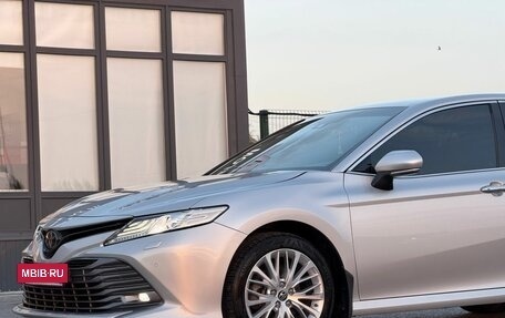 Toyota Camry, 2018 год, 2 499 000 рублей, 7 фотография