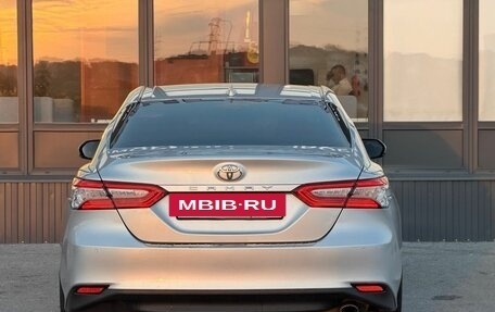 Toyota Camry, 2018 год, 2 499 000 рублей, 11 фотография