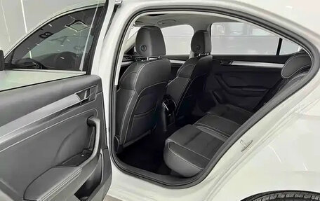 Skoda Superb III рестайлинг, 2023 год, 2 022 000 рублей, 11 фотография