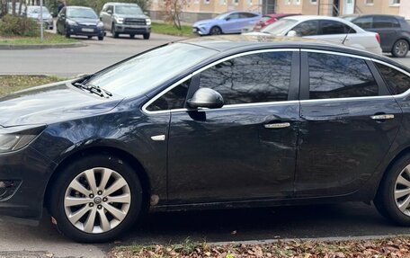 Opel Astra J, 2013 год, 570 000 рублей, 3 фотография