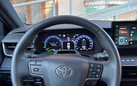 Toyota Camry, 2026 год, 4 050 000 рублей, 8 фотография