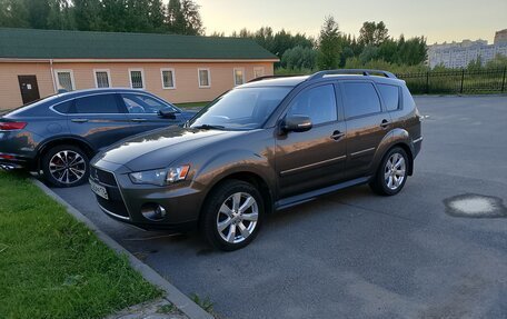 Mitsubishi Outlander III рестайлинг 3, 2010 год, 1 250 000 рублей, 3 фотография