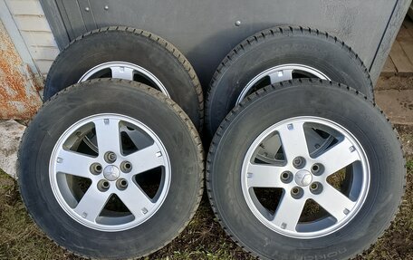 Mitsubishi Outlander III рестайлинг 3, 2010 год, 1 250 000 рублей, 16 фотография