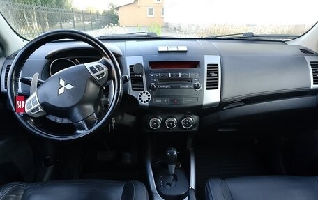 Mitsubishi Outlander III рестайлинг 3, 2010 год, 1 250 000 рублей, 7 фотография