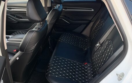 Geely Emgrand, 2023 год, 1 400 000 рублей, 10 фотография