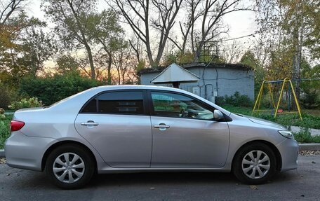 Toyota Corolla, 2011 год, 815 000 рублей, 11 фотография