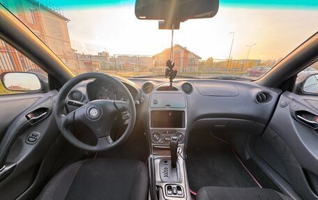 Toyota Celica VII рестайлинг, 2002 год, 600 000 рублей, 5 фотография