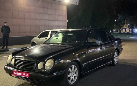 Mercedes-Benz E-Класс, 1998 год, 205 000 рублей, 1 фотография