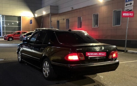 Mercedes-Benz E-Класс, 1998 год, 205 000 рублей, 3 фотография