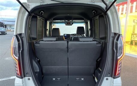 Honda N-BOX II, 2022 год, 695 000 рублей, 38 фотография