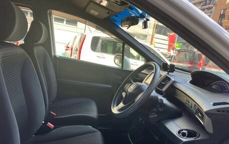 Honda Freed I, 2014 год, 863 000 рублей, 11 фотография