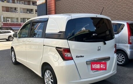 Honda Freed I, 2014 год, 863 000 рублей, 5 фотография