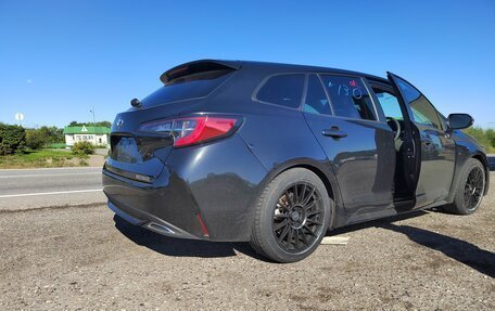 Toyota Corolla, 2021 год, 1 850 000 рублей, 2 фотография